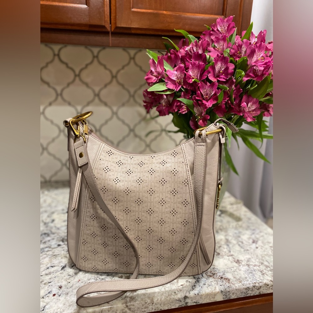 Gorgeous Fossil Large Talia Hobo• “Like New “